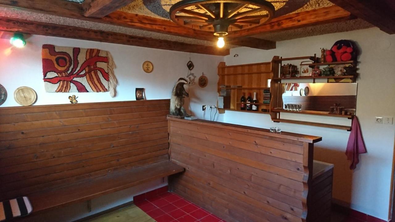 Bed and Breakfast Sobe Janez à Križe Extérieur photo